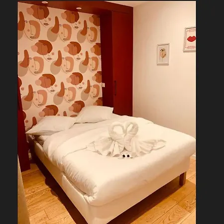 11 - 2 - 2 Sdd - 2 Wc Apartment Paris