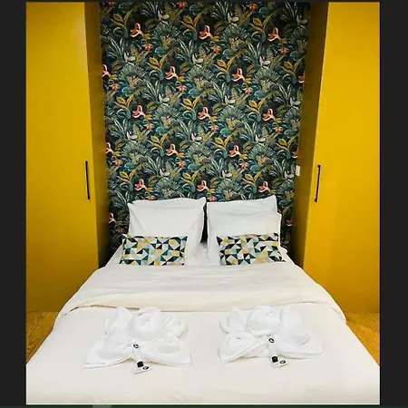 11 - 2 - 2 Sdd - 2 Wc Apartment *